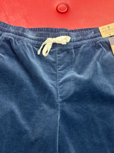 Load image into Gallery viewer, Cord Shorts Performance