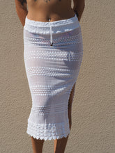 Load image into Gallery viewer, Seaspice Coverup Skirt White