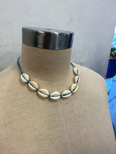 Load image into Gallery viewer, String Shell Bead Necklace