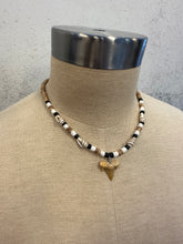 Load image into Gallery viewer, Beaded Shell Sharks Tooth Necklace
