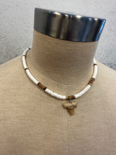 Load image into Gallery viewer, Beaded Shell Sharks Tooth Necklace