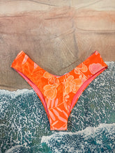 Load image into Gallery viewer, Narania Reversible Bottom