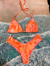 Load image into Gallery viewer, Narania Reversible Tri Top