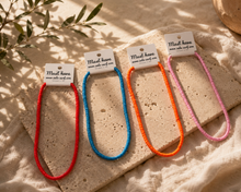 Load image into Gallery viewer, Solid Beaded Shell Necklace
