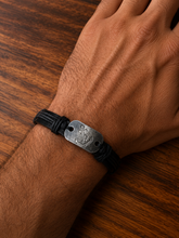 Load image into Gallery viewer, Men's Leather Bracelet
