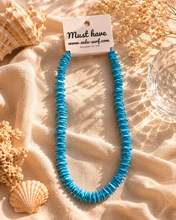 Load image into Gallery viewer, Chip Shells Necklace
