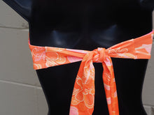 Load image into Gallery viewer, Narania Bandeau Bikini Top
